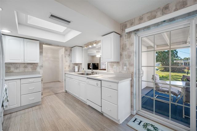 14280 86TH TERRACE, Seminole, FL 33776