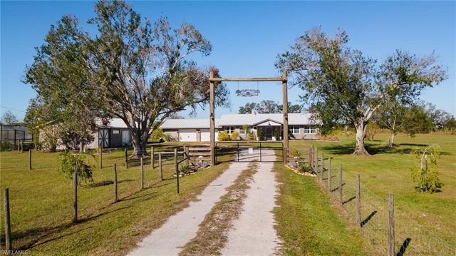 2222 SE McClelland DR, Arcadia, FL 34266