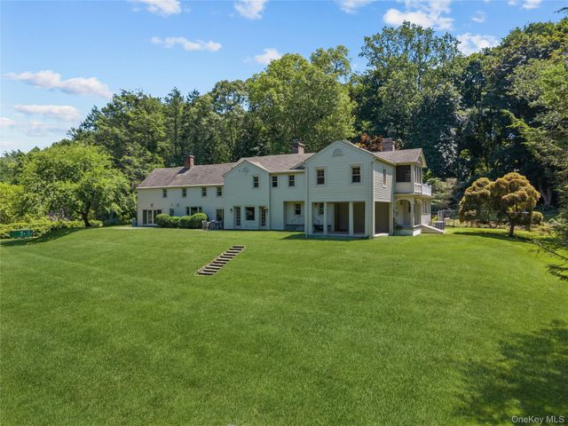 9 Oregon Road, Bedford Corners, NY 10549