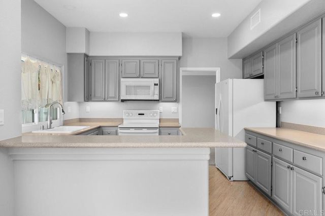 4878 Marathon Way, Oceanside, CA 92056
