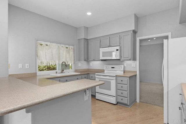 4878 Marathon Way, Oceanside, CA 92056