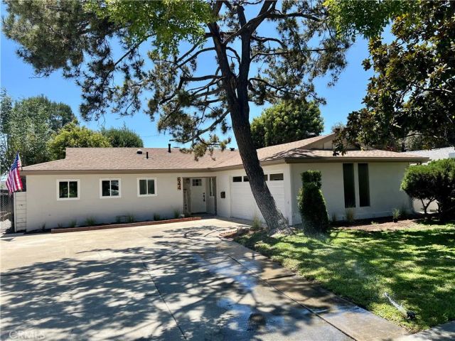 644 Moonstone Court, Upland, CA 91786