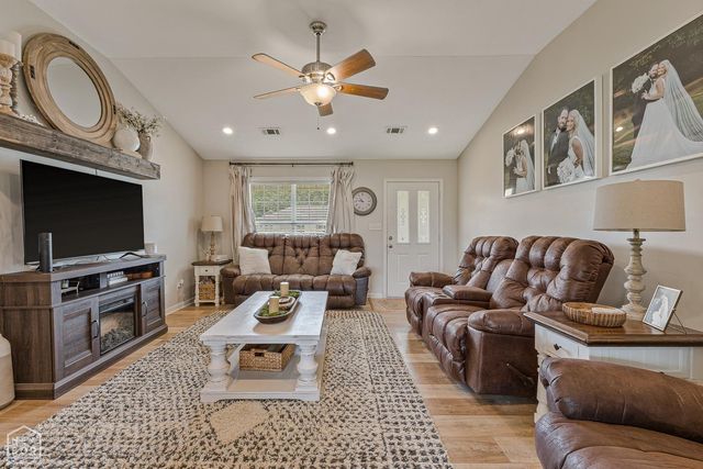 609 Marion Street, Paragould, AR 72450