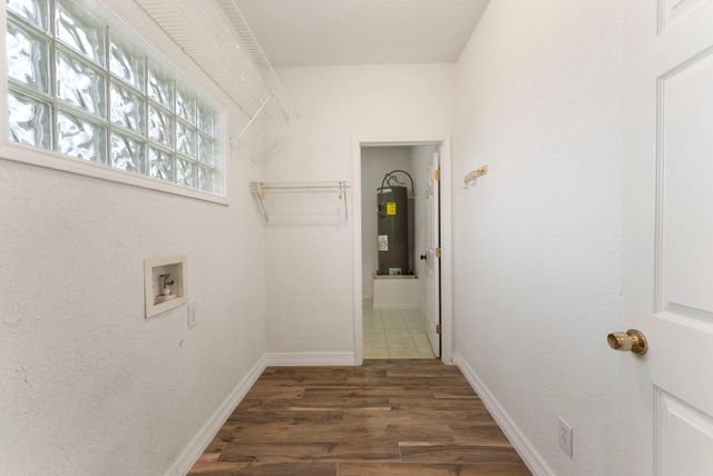 13942 Longstreet Road, Willis, TX 77318