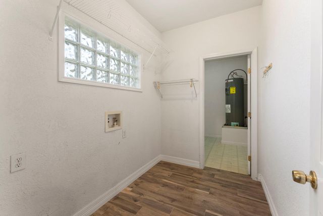 13942 Longstreet Road, Willis, TX 77318