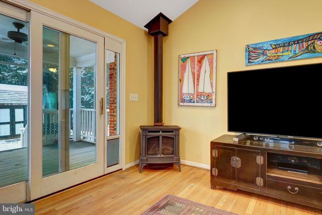 6631 KIRKLEY AVE, Mclean, VA 22101