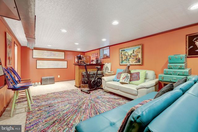 6631 KIRKLEY AVE, Mclean, VA 22101