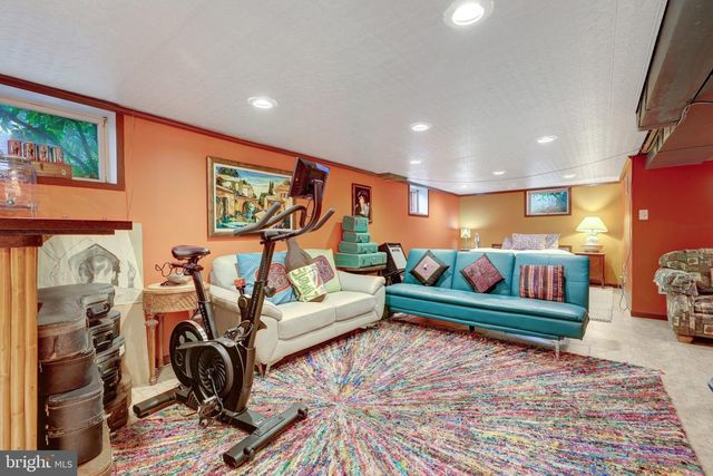 6631 KIRKLEY AVE, Mclean, VA 22101