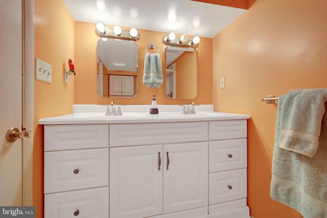 6631 KIRKLEY AVE, Mclean, VA 22101