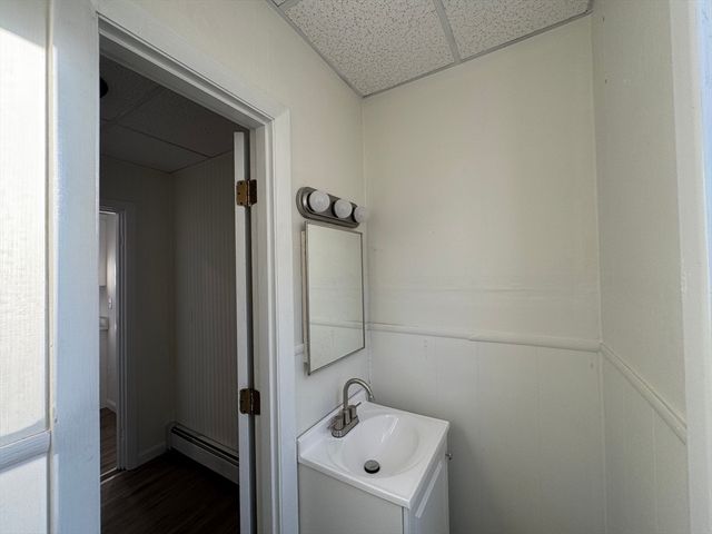 26 Keene St, New Bedford, MA 02740