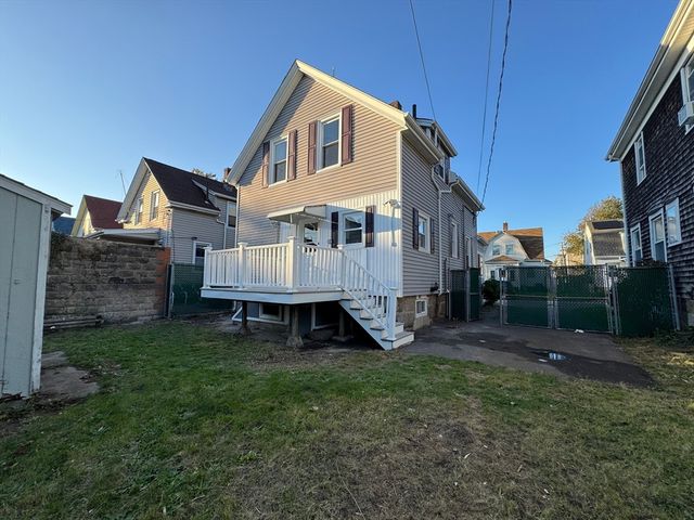 26 Keene St, New Bedford, MA 02740