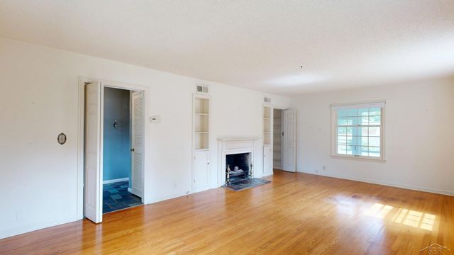 1714 Avalon Avenue, Saginaw Twp, MI 48638