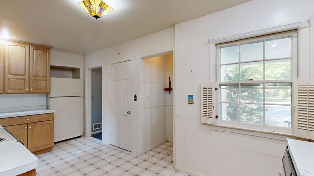 1714 Avalon Avenue, Saginaw Twp, MI 48638