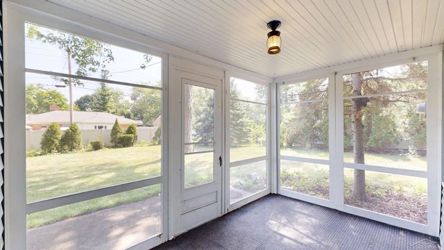 1714 Avalon Avenue, Saginaw Twp, MI 48638