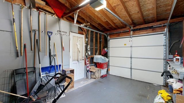 1714 Avalon Avenue, Saginaw Twp, MI 48638