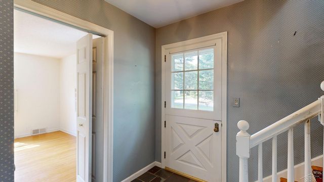 1714 Avalon Avenue, Saginaw Twp, MI 48638