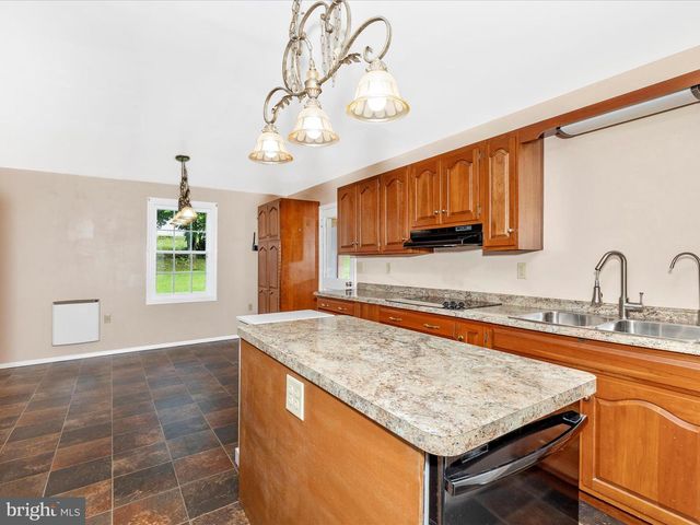 417 W FIFTH STREET, Waynesboro, PA 17268