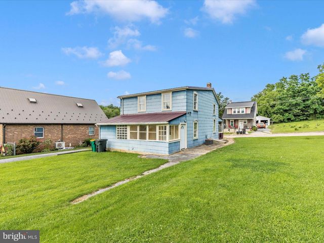417 W FIFTH STREET, Waynesboro, PA 17268