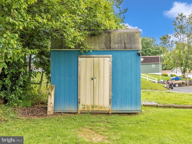 417 W FIFTH STREET, Waynesboro, PA 17268
