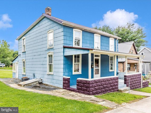 417 W FIFTH STREET, Waynesboro, PA 17268