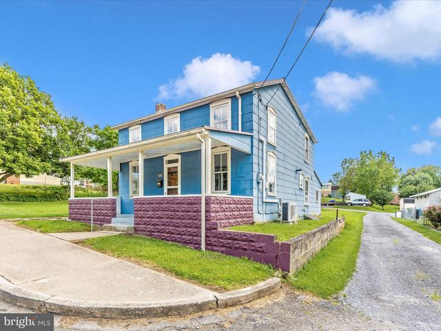 417 W FIFTH STREET, Waynesboro, PA 17268