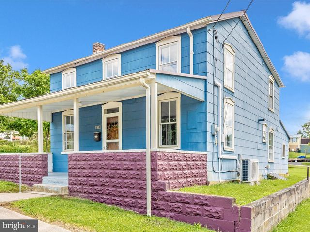 417 W FIFTH STREET, Waynesboro, PA 17268