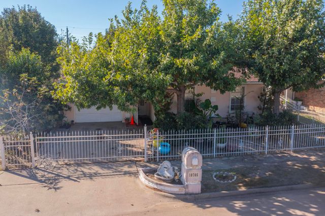 10705 Kendall Square Drive, Dallas, TX 75217