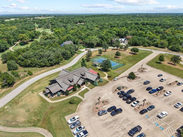 208 Castlewood Street, Gordonville, TX 76245
