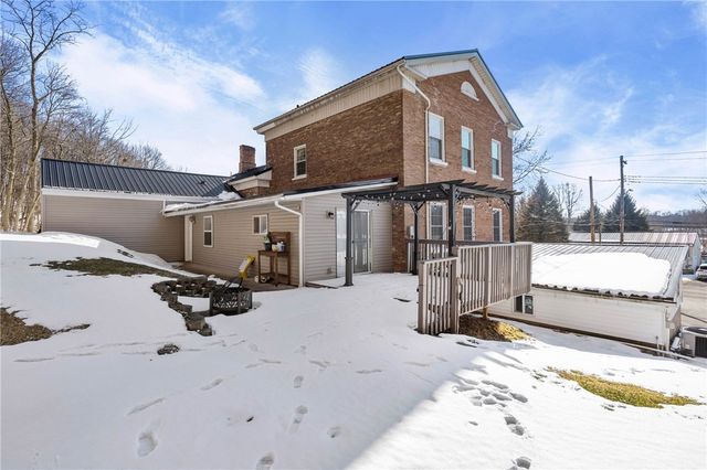 64 Layton Street, Lyons, NY 14489