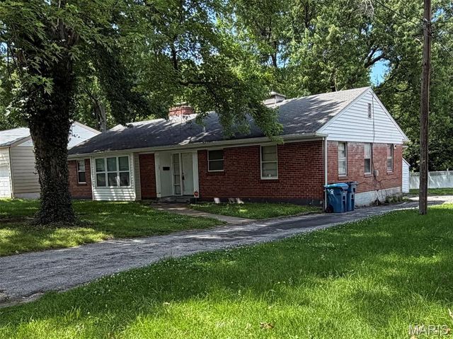 107 Habecking Drive, St Louis, MO 63137