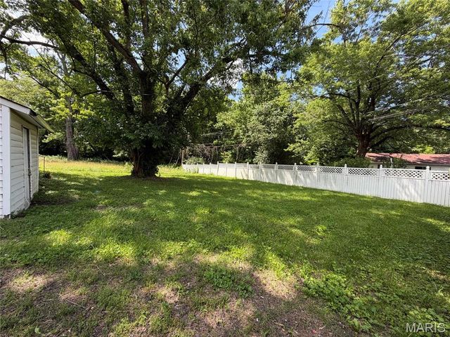 107 Habecking Drive, St Louis, MO 63137