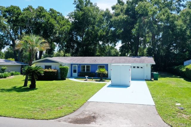 3505 S Country Club Drive, Inverness, FL 34450