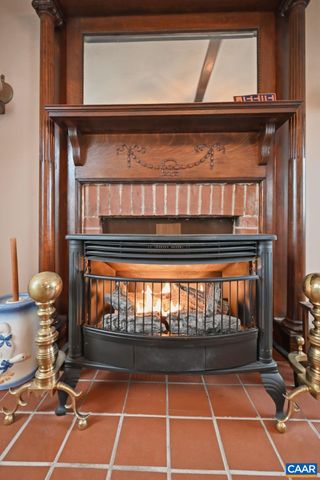 10002 DYKE RD, Stanardsville, VA 22973