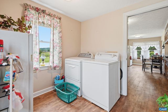 10002 DYKE RD, Stanardsville, VA 22973