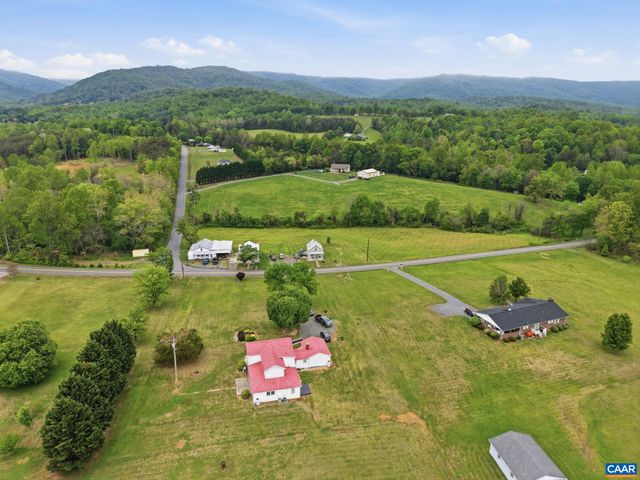 10002 DYKE RD, Stanardsville, VA 22973