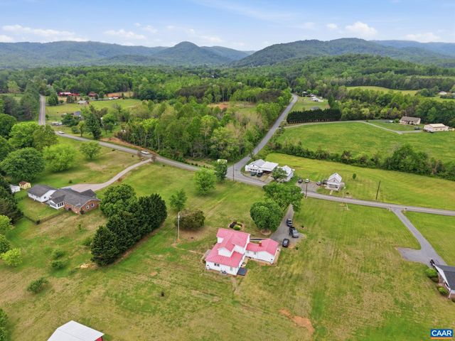 10002 DYKE RD, Stanardsville, VA 22973