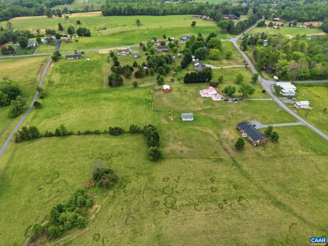 10002 DYKE RD, Stanardsville, VA 22973