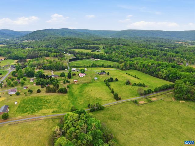 10002 DYKE RD, Stanardsville, VA 22973