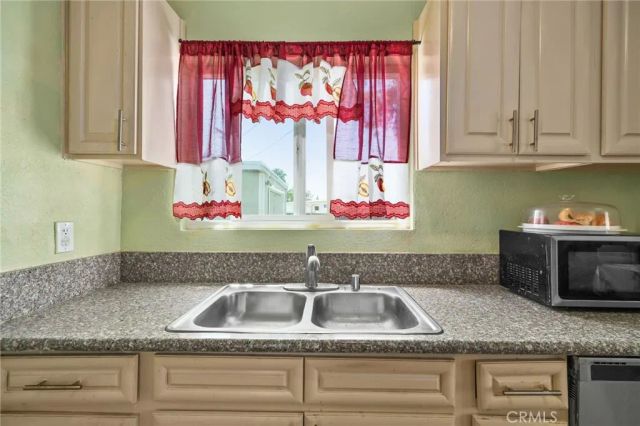 25141 Independent Place, San Bernardino, CA 92404