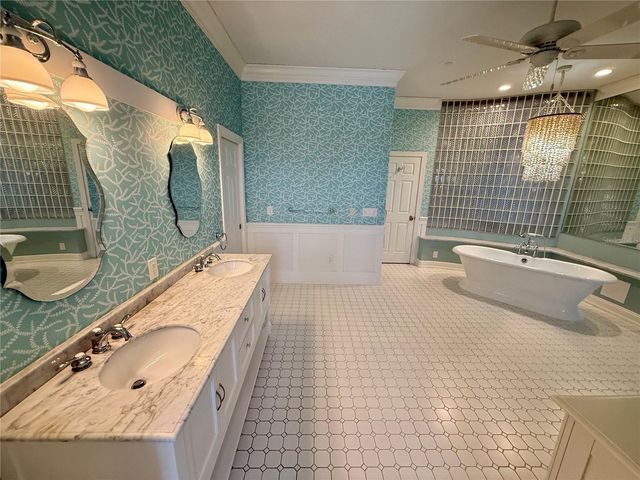2216 DONATO DRIVE, Belleair Beach, FL 33786