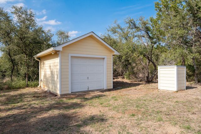 967 FALCONWOOD DR, San Marcos, TX 78666