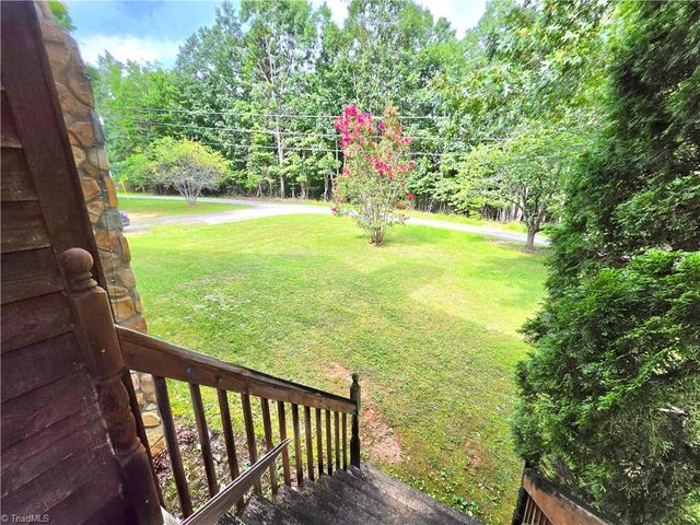 179 Caseys Crossing Trail, Lowgap, NC 27024