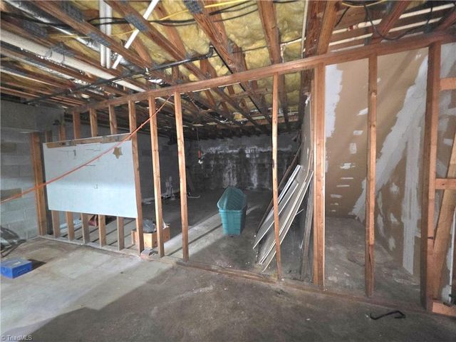 179 Caseys Crossing Trail, Lowgap, NC 27024
