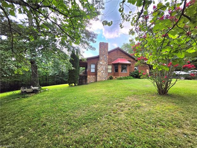 179 Caseys Crossing Trail, Lowgap, NC 27024