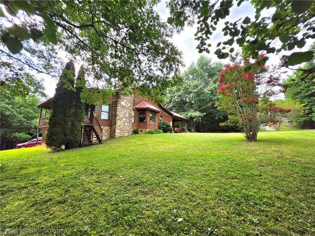 179 Caseys Crossing Trail, Lowgap, NC 27024