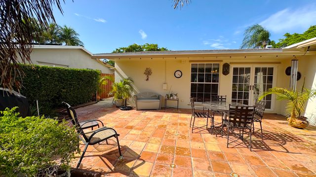 310 SE 4TH Terrace, Dania Beach, FL 33004