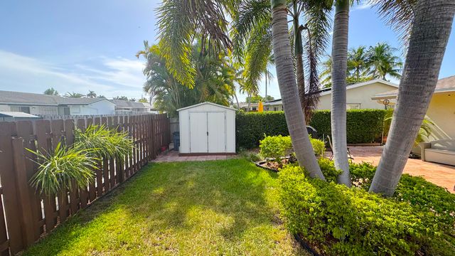 310 SE 4TH Terrace, Dania Beach, FL 33004