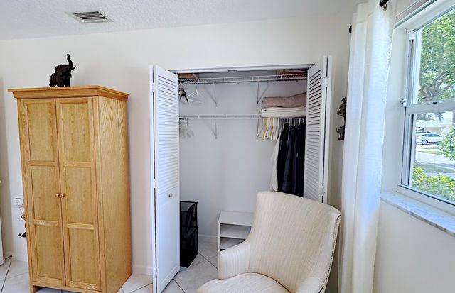 310 SE 4TH Terrace, Dania Beach, FL 33004
