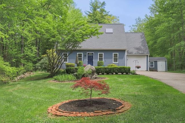 29 Barbour Road, Hampton, NH 03842