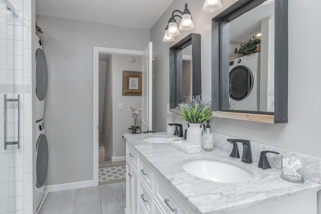 29 Barbour Road, Hampton, NH 03842